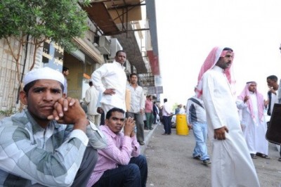 What is a penalty on the Expiry of iqama?