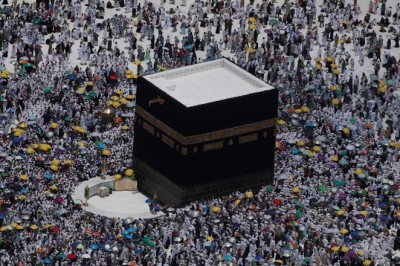 Top religious scholars back Saudi Arabia’s decision to hold ‘limited’ Haj