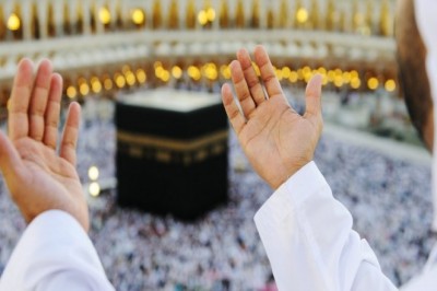 Saudi Arabia allows gradual resumption of Umrah from Oct. 4